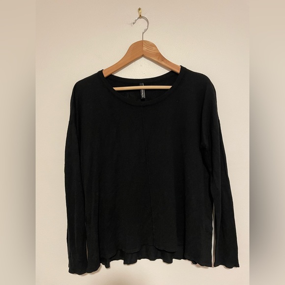 Chicoree Black Women’s Size M Sweater - Picture 1 of 5